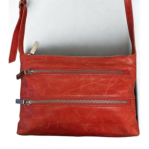 Hobo The Original Leather Crossbody Bag, Red, Triple Zip - Picture 4 of 7